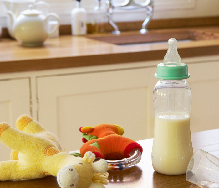 breastmilk and formula in same bottle